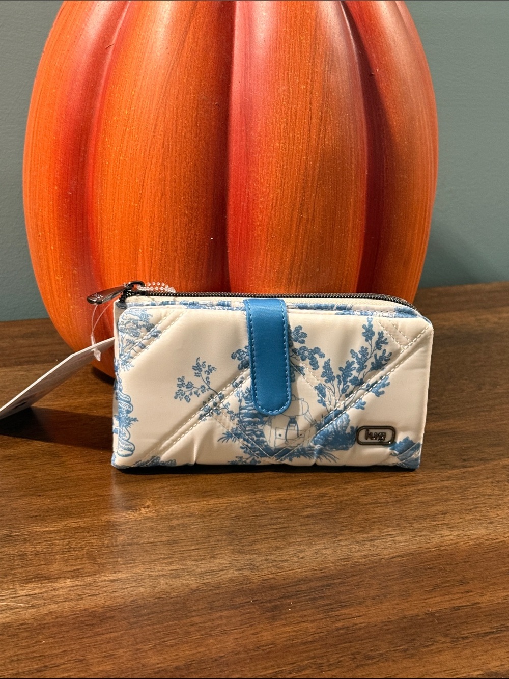 lug White Quilted Wallet with Blue Toile Print and Blue Trim